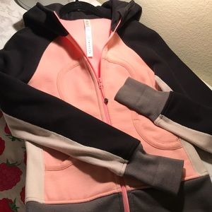 Lululemon Scuba hoodie size 6